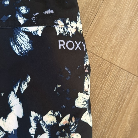 Roxy Girls' Backyard Floral Printed Snowboard Ski Pants White Black Blue Sz 10 - Picture 5 of 9